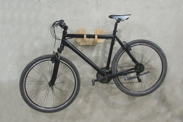 giá treo xe đạp trên tường